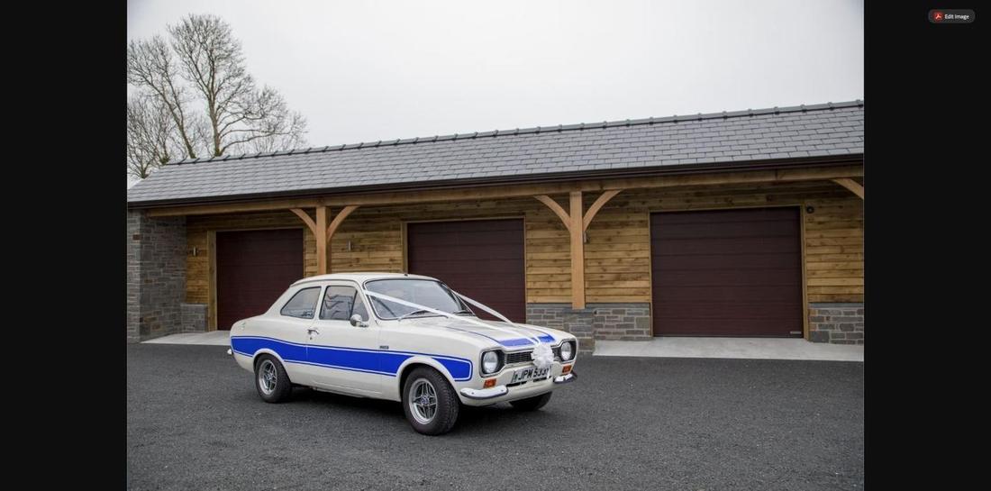 Ford Escort Mk1 RS2000, additional view