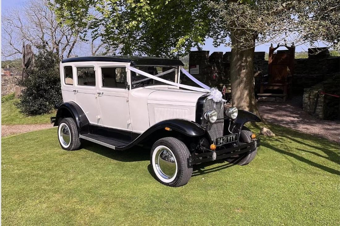 Ford Model 8, additional view