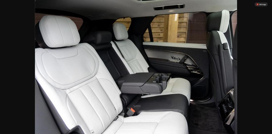 Range Rover Sport, additional view